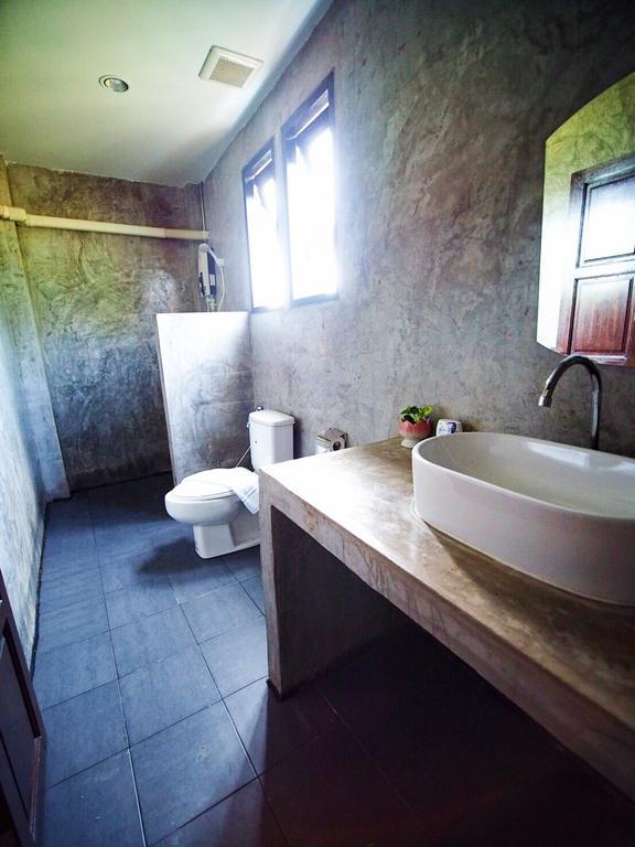 Pround Nan Cottage Экстерьер фото
