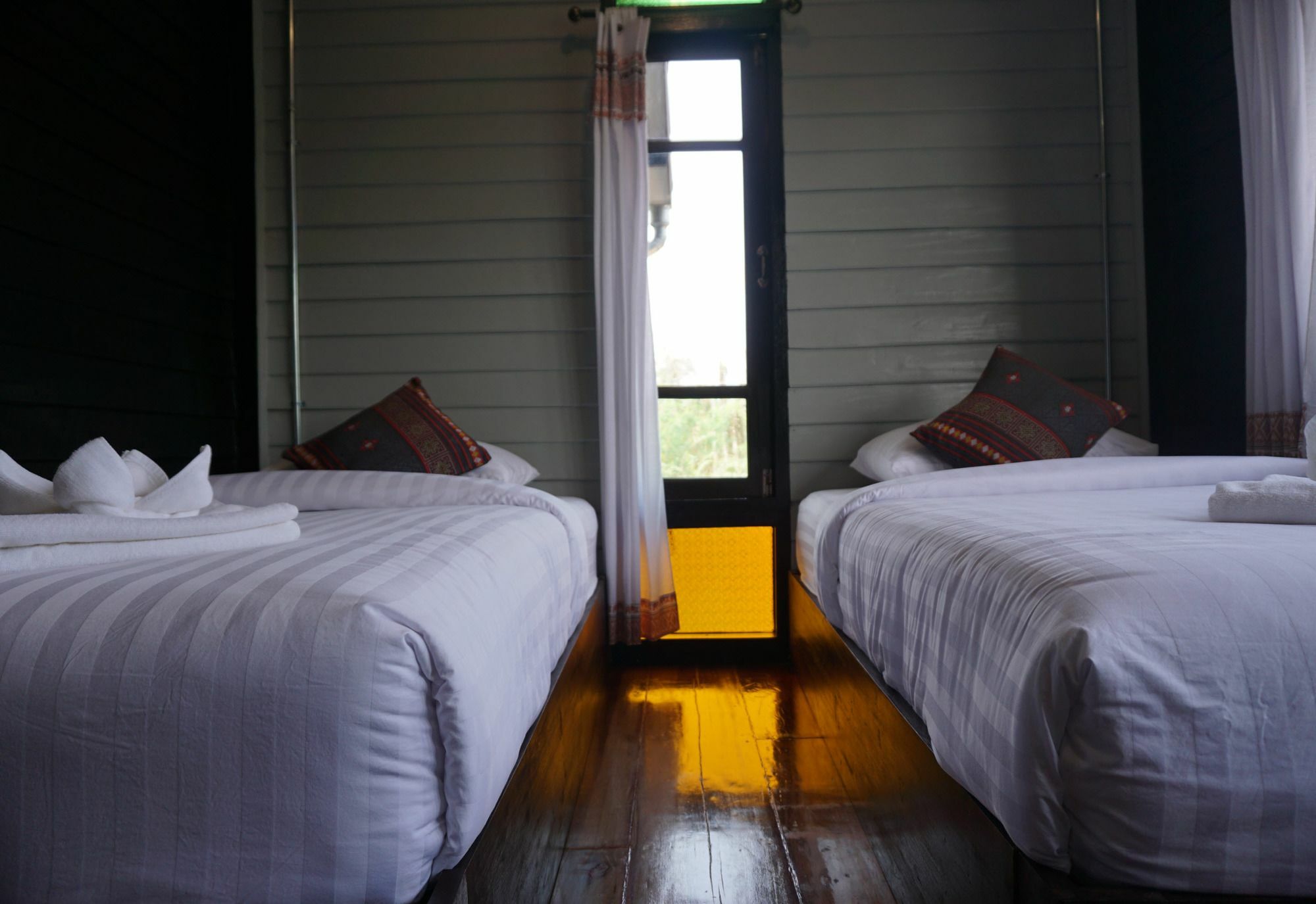 Pround Nan Cottage Экстерьер фото